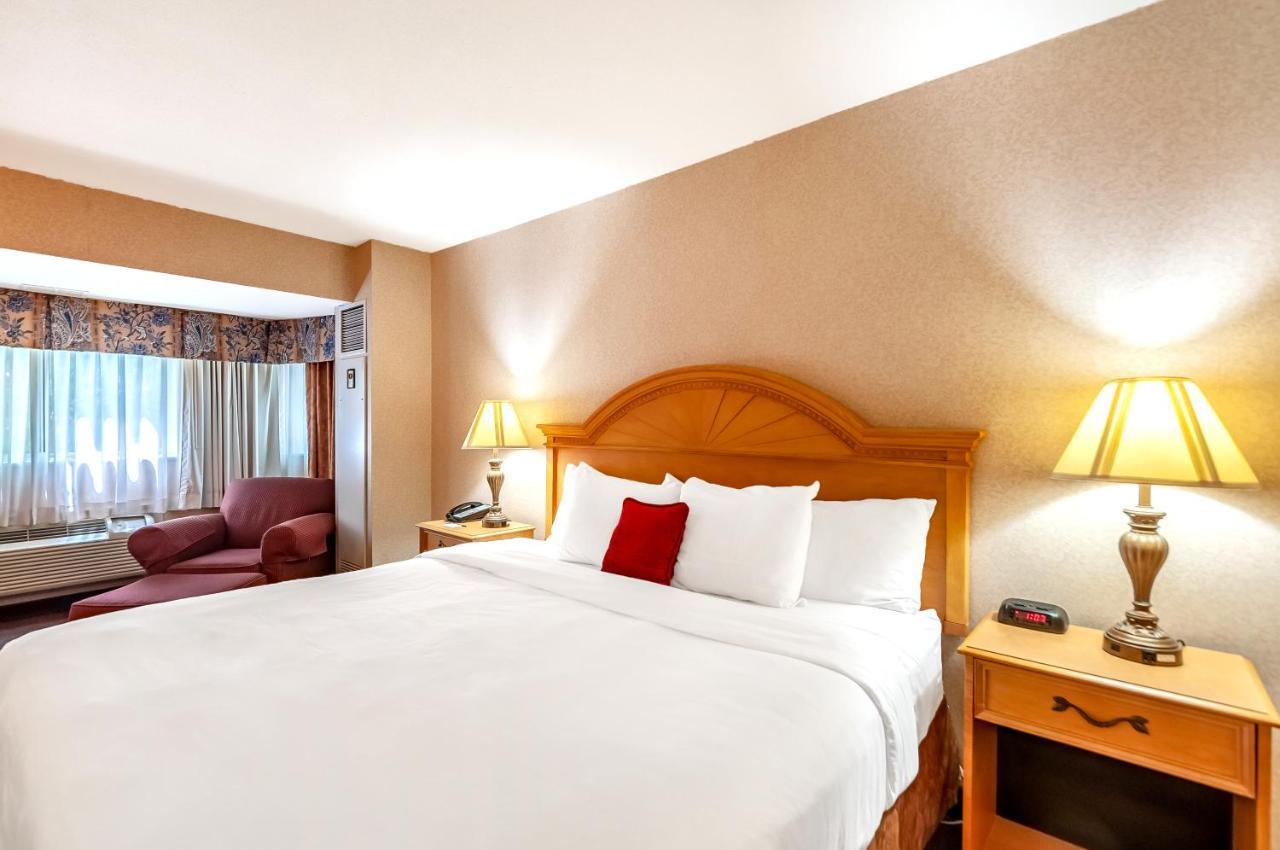 Quality Inn Iwo Jima Arlington Exterior foto